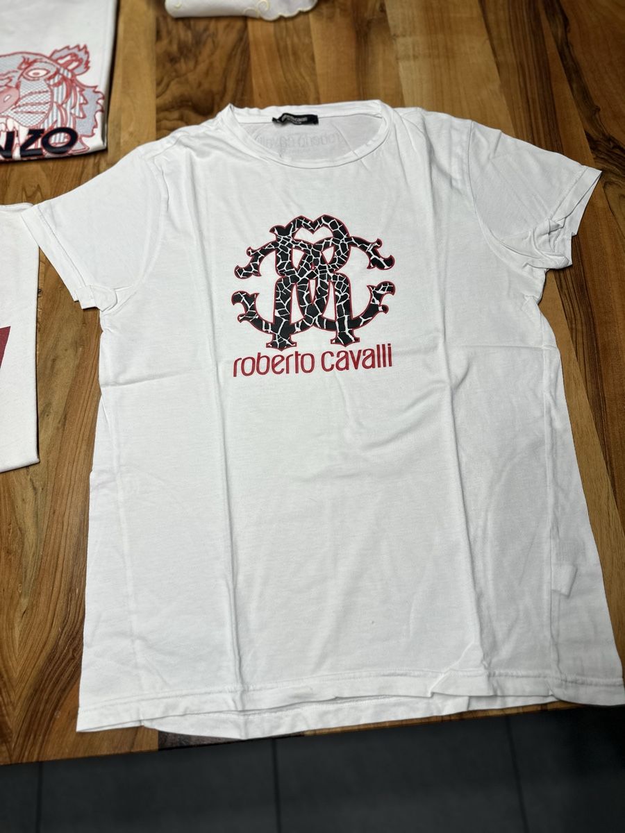 T-shirt: T-Shirts Kenzo-Roberto Cavalli-Levi's – Usato da Glattbrugg venduto da Samuelcolella 5