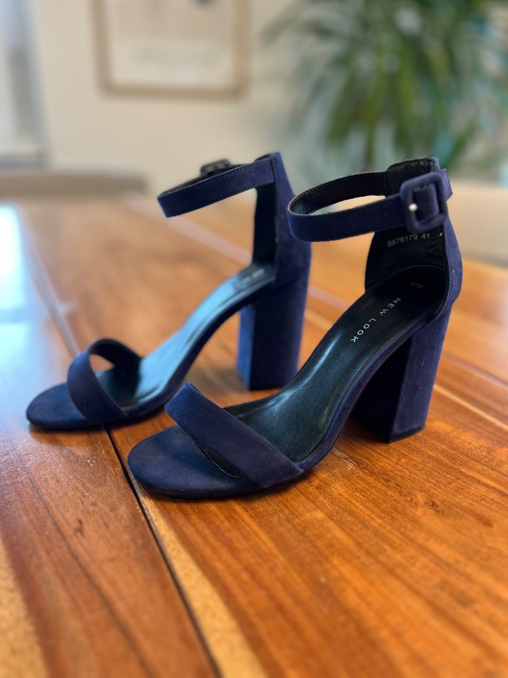 New Look Scarpe da donna: NEW LOOK Sandalette / High Heels dunkelblau – Usato da Bassersdorf venduto da m.vontobel 1