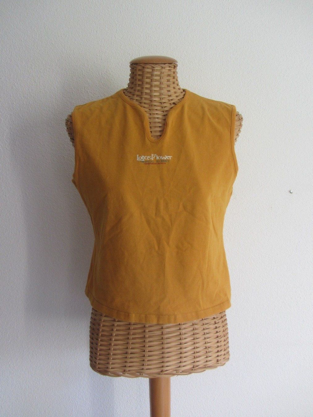 Tops: OBSCURE - Vintage Top orange XL – D'occasion à Zürich par Diazaio