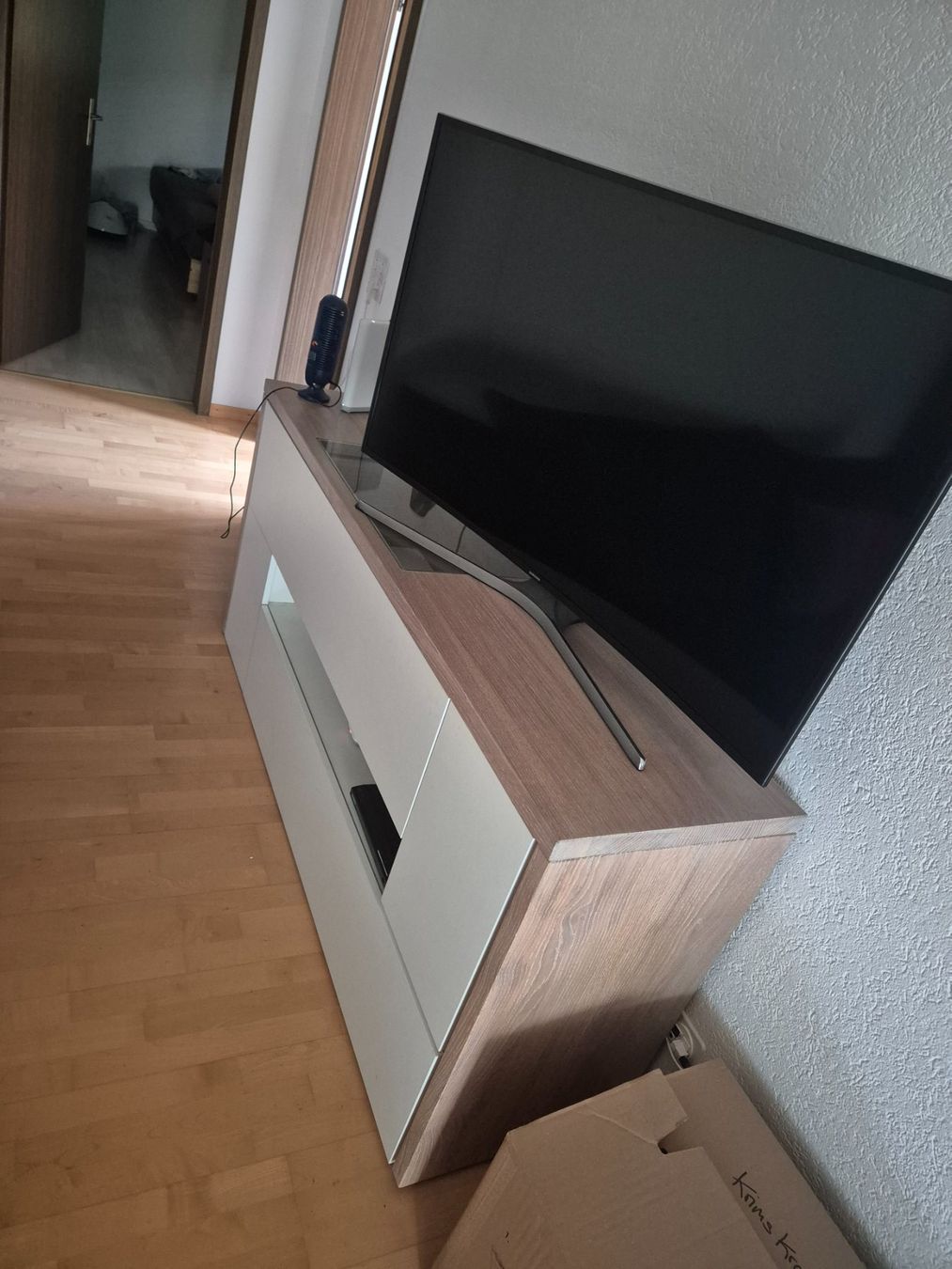 Meubles TV: Exklusives Sideboard – D'occasion à Erlach par choeifli07 1