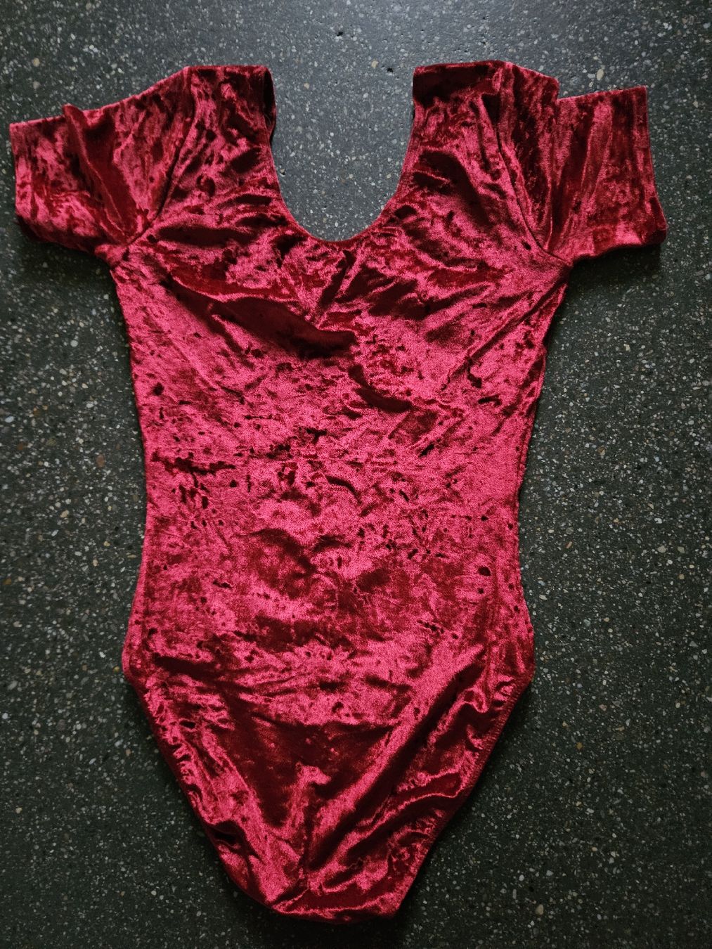 Sonstige Unterwäsche: Body rot Samt kurzarm T0 / 38 – Neu (gemäss Beschreibung) aus Anwil von tamoos 1