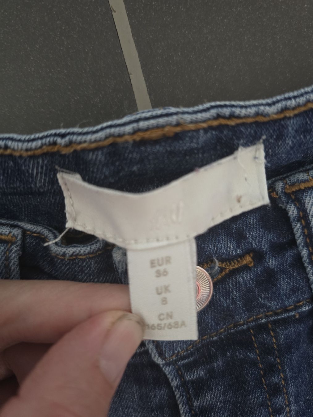 H&M Jeans: Damen Jeans gr.36 – Usato da Unterentfelden venduto da Panda-87 3