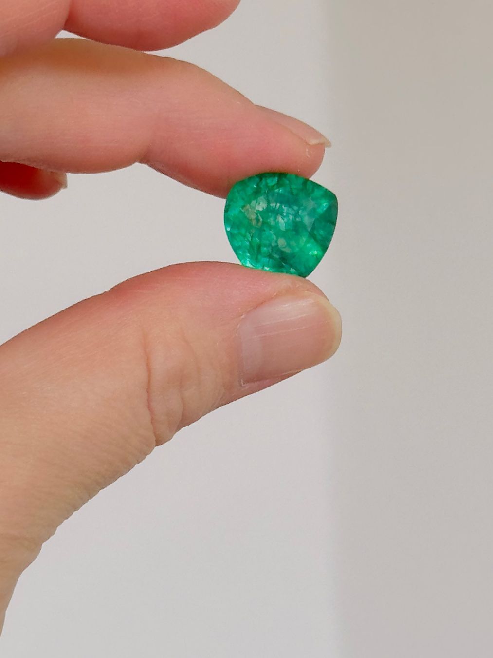 Pietre preziose: 11.90 Ct Certified Loose Gemstone – Nuovo e nell'imballaggio originale da Genève venduto da AWWA 4