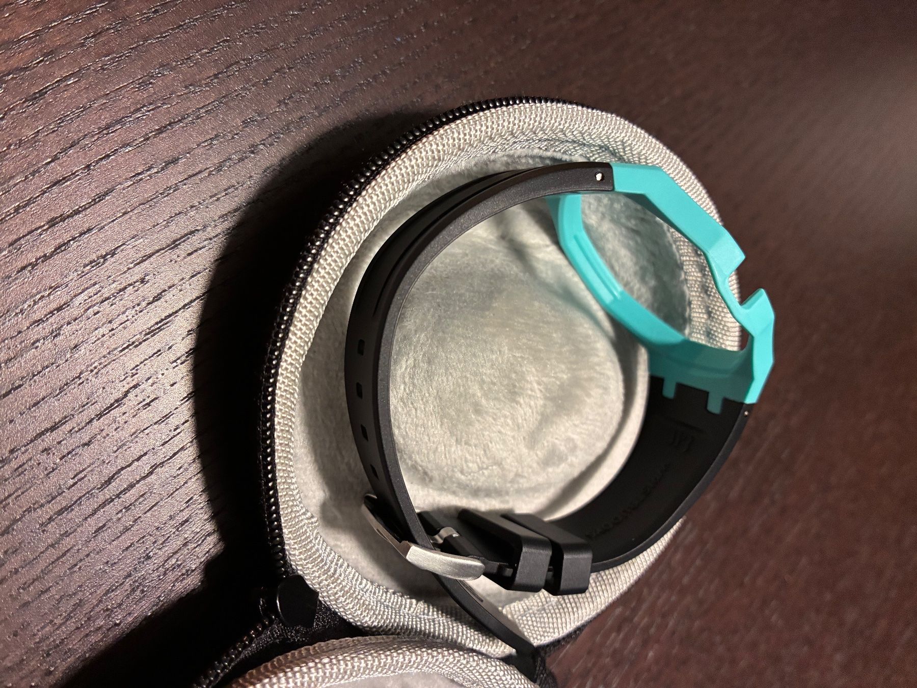 Armbänder & -reifen: Swatch x Ap Strap Wristbuddy – Neu und originalverpackt aus regensdorf von ati_z6pg