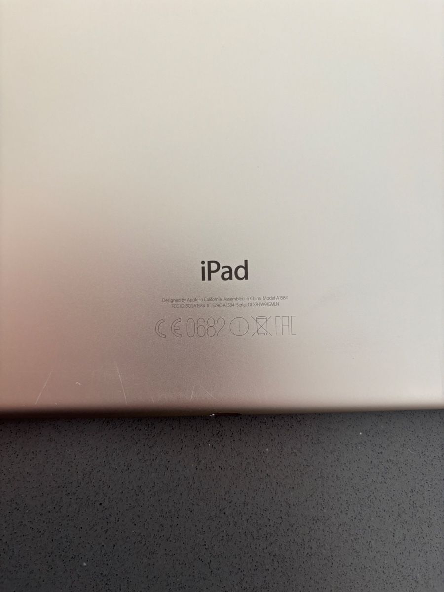 Apple Tablettes PC: iPad Pro 12,9” 2015 – D'occasion à Madiswil par kev_6qjc 4