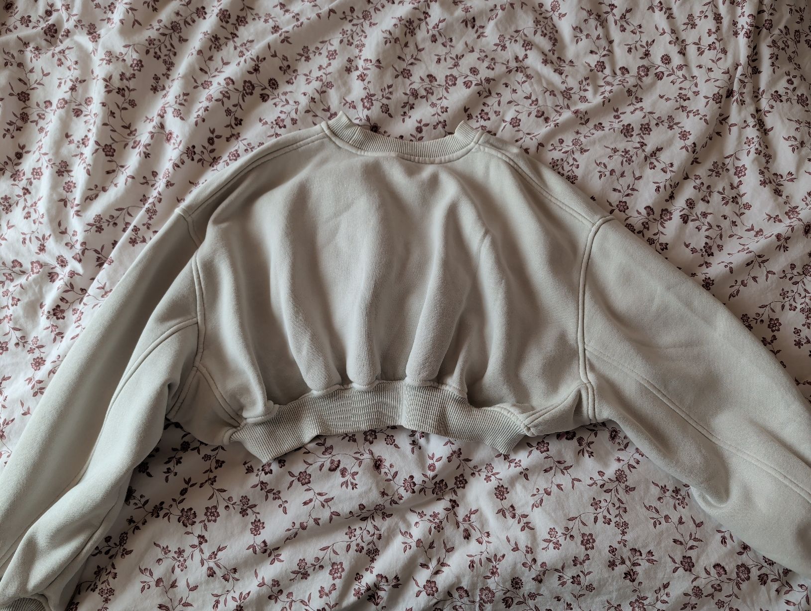 Zara Maglioni & Felpe: Zara Cropped Sweater in beige – Nuovo (secondo la descrizione) da Nenzlingen venduto da mon_q2h8