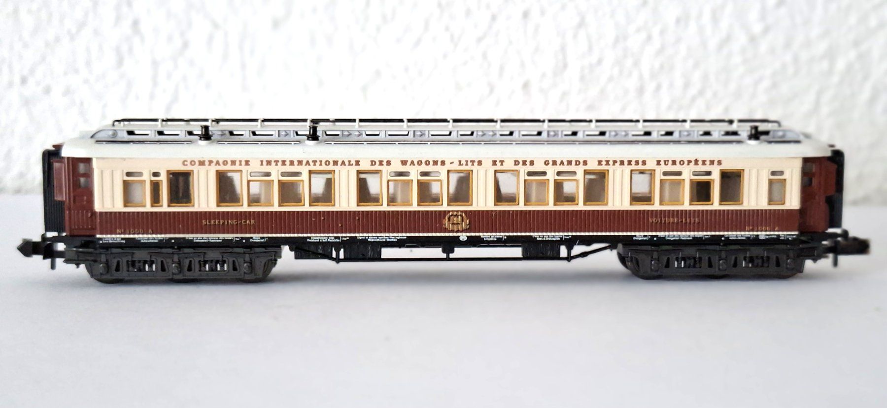 Trix Modellini di ferrovie: Minitrix Compagnie Internationale Wagons-Lits – Difettoso da Biberist venduto da Ntrains
