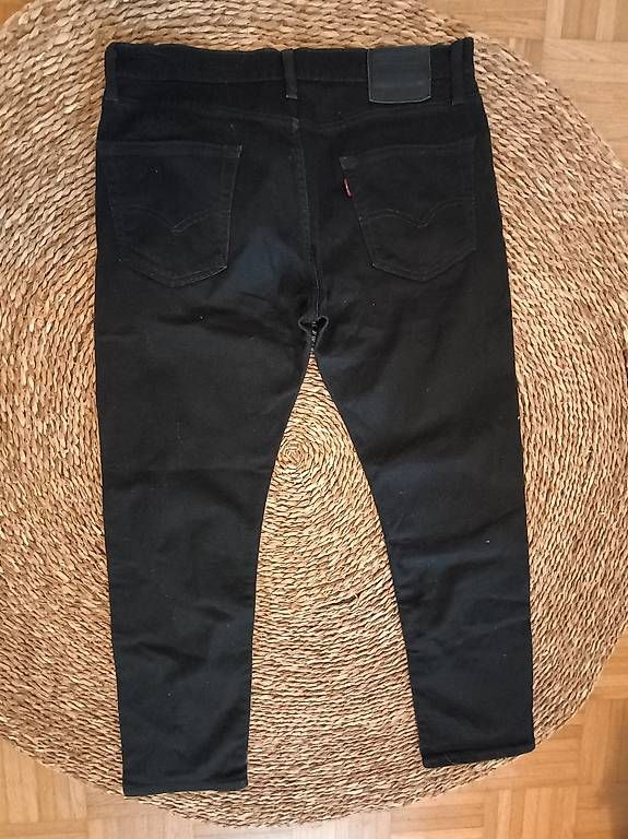 Levi's Jeans: Schwarze Jeans von Levi's W34 L32 – Usato da Zürich venduto da Melianea 3