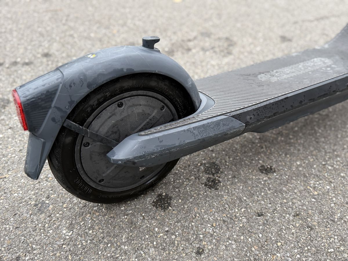 Elektromobile: E-Scooter Ninebot E2 pro – Gebraucht aus Aarau von bikestones 3