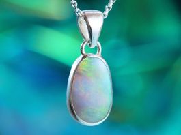 ARCUS Opalanhänger aus Silber 925 mit wunderschönem Opal