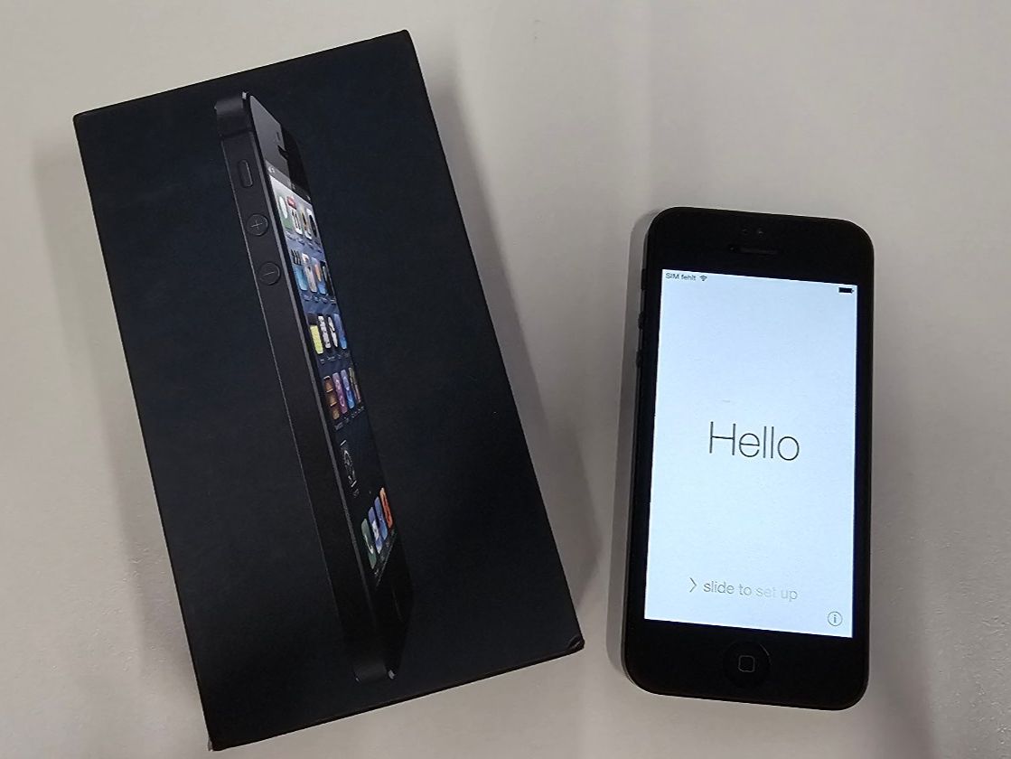 Apple Portables: iPhone 5, Black, 16GB gebraucht – D'occasion à Emmen par Dani1973