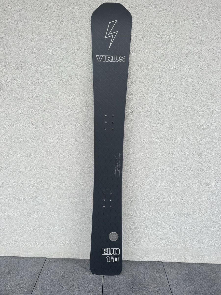Boards: Neues Snowboard (Originalpreis: 1370.-) – Neu (gemäss Beschreibung) aus Lampenberg von Graziella_