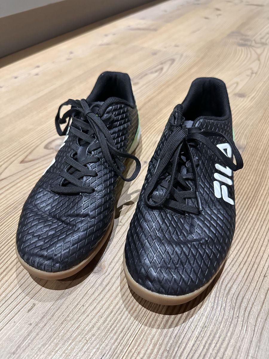 Fila Scarpe da uomo: Hallenturnschuhe – Usato da Dübendorf venduto da Zuerimuusli