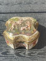 Antike Capodimonte-Box handverziert mit Engeln und Gold!