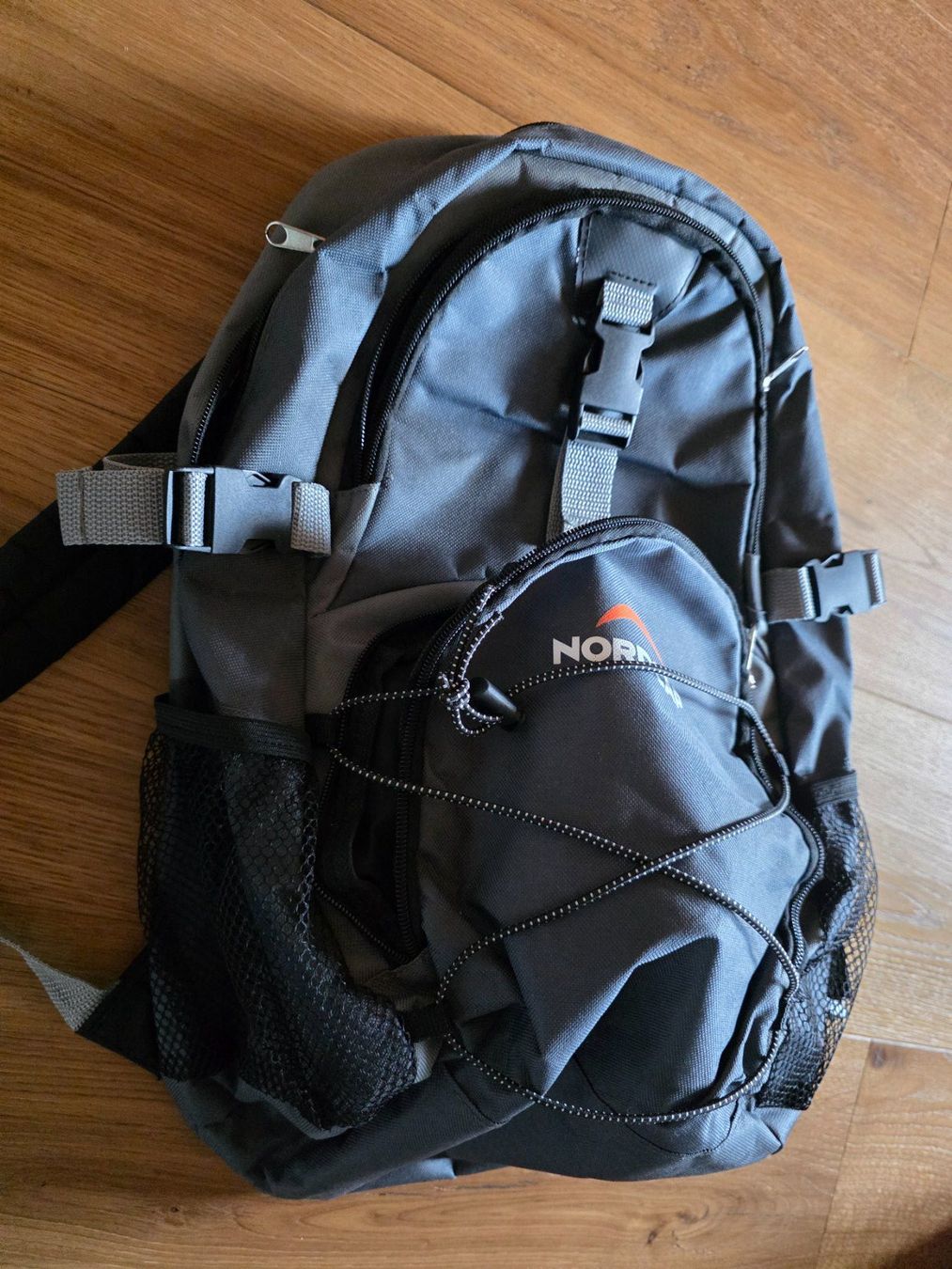 Zaini: Tages Ausflug Rucksack grau NORDCAP – Usato da Walterswil BE venduto da Lonitti 2