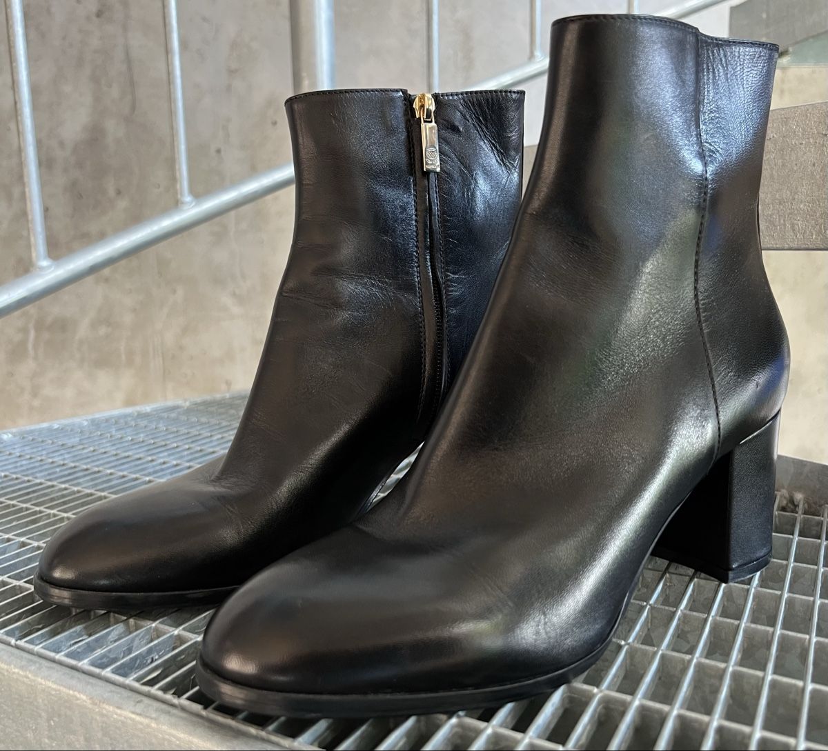Navyboot Damenschuhe: Neue Navyboot Stifeletten in Schwarz – Neu (gemäss Beschreibung) aus Regensdorf von Barbara9 2