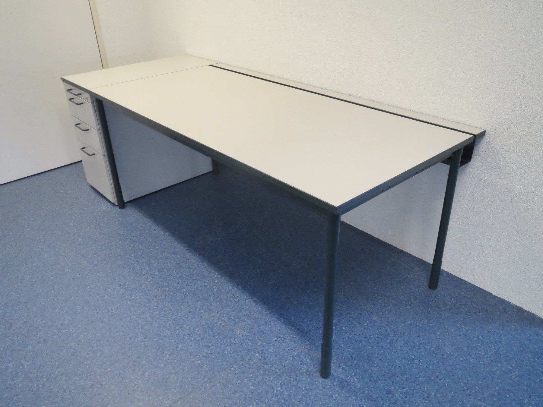 Scrivanie: Zimmerli Bürotisch mit Korpus – Usato da Müllheim Dorf venduto da Buero_moebel8555 3