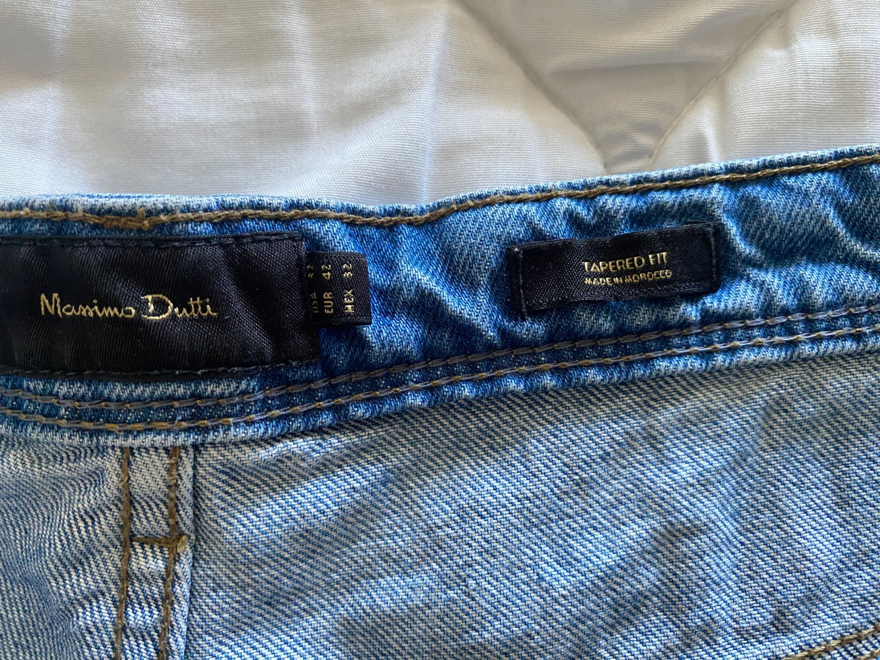 Massimo Dutti Jeans: Massimo Dutti Jeans (42) – Usato da Gümligen venduto da Vicky2 2