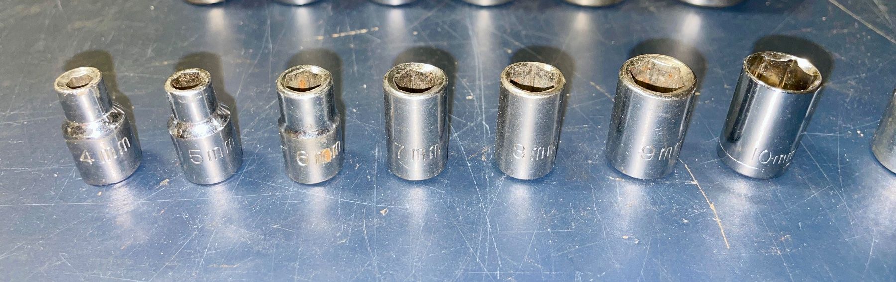 Tutti gli attrezzi: 7 bussole da 4mm a 10mm – Usato da Novazzano venduto da GioStore
