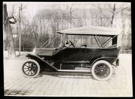 Fotografie Auto Cabriolet, PKW mit Weinb