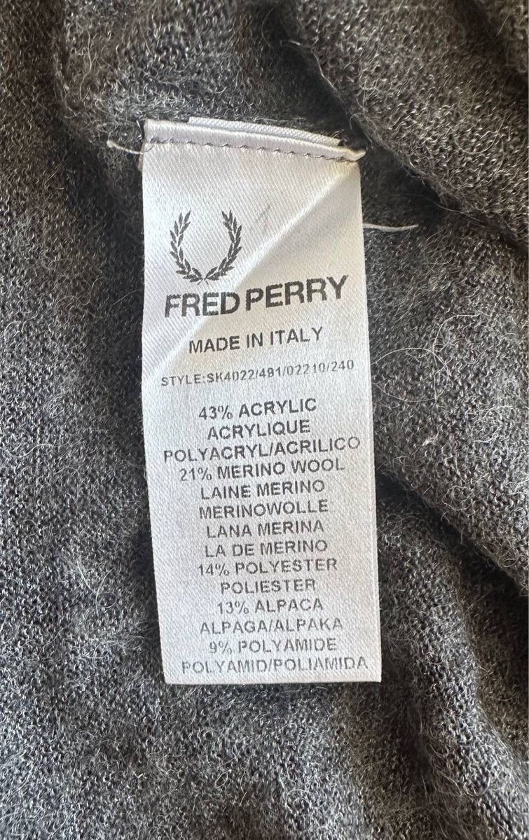 Raf Simons Pullover & Sweatshirts: Raf Simons X Fred Perry – Gebraucht aus Pfäffikon ZH von Nataliia. 2