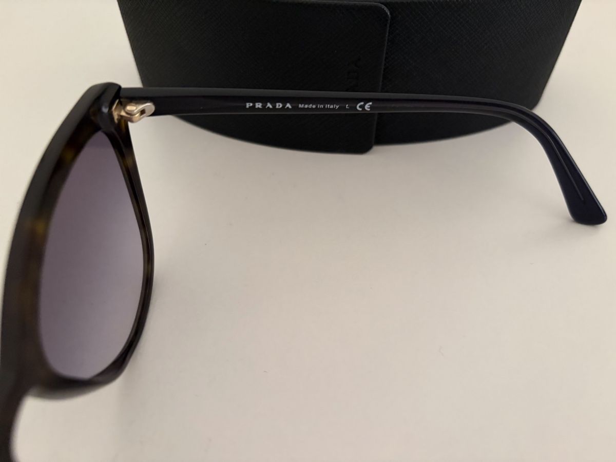 Prada Occhiali & Lenti: Prada Sonnenbrille – Usato da Kastanienbaum venduto da Yvonne042 1