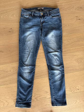 Guess Damenjeans - Skinny low rise - Grösse 27