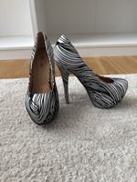 Schicke High Heels mit Zebra-Muster, Grösse 39,