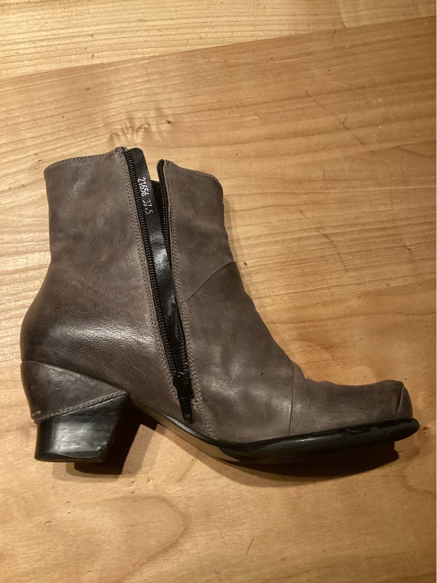 Scarpe da donna: Damenschuhe in Leder – Usato da Schliern b. Köniz venduto da ybdan68 3