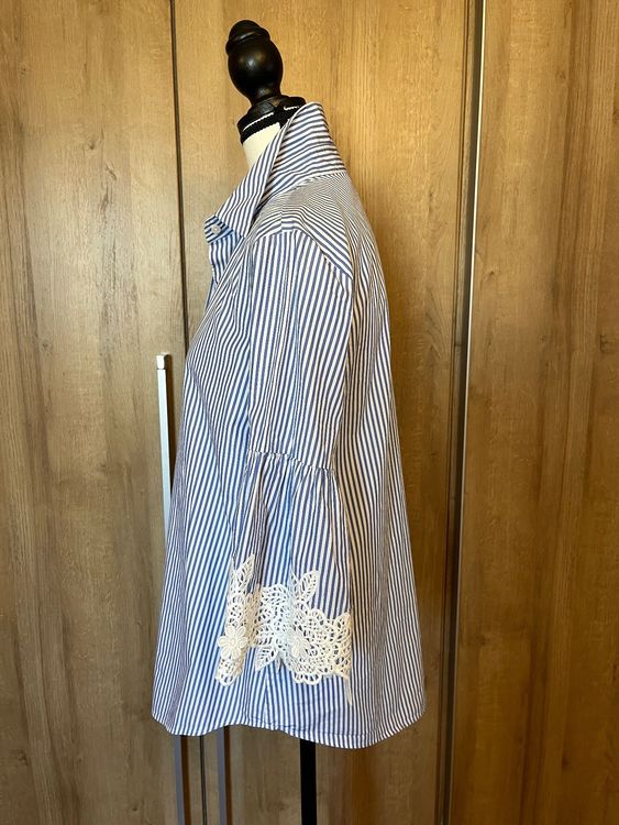 Chemisiers: Blue & white shirt with lace from van Laack, size 40 – D'occasion à Wilen b. Wollerau par crabbe 4