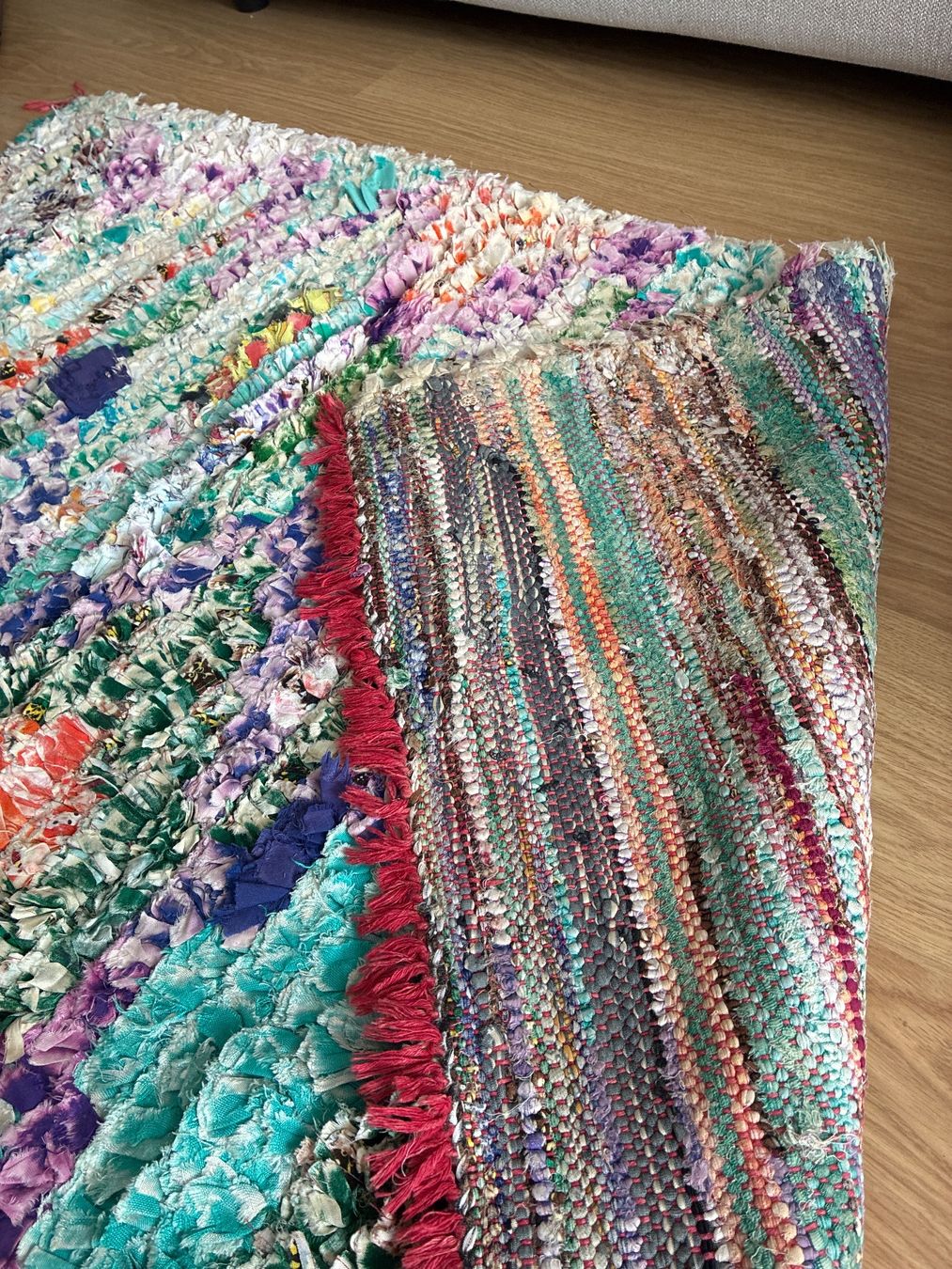 Teppiche: Farbenfroher Teppich (Unikat) – Gebraucht aus Bülach von gina52 2