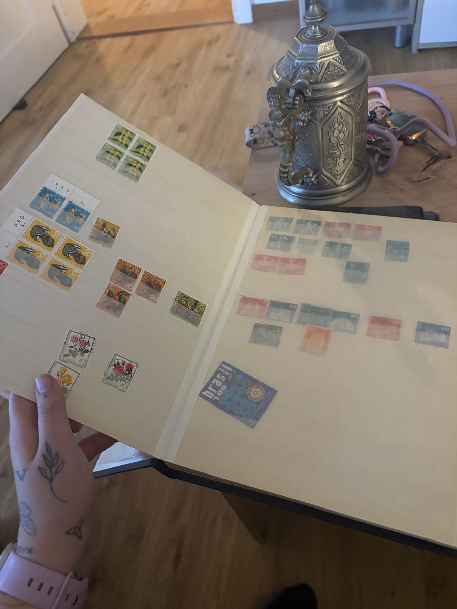 Tutti i francobolli: Briefmarken/Kartensammlung – Usato da Wynau venduto da rem_5tpw 6