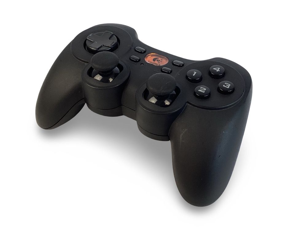LOGITECH Cordless Rumble Pad 2 Controller (PC) (Gebraucht) in Zürich ...