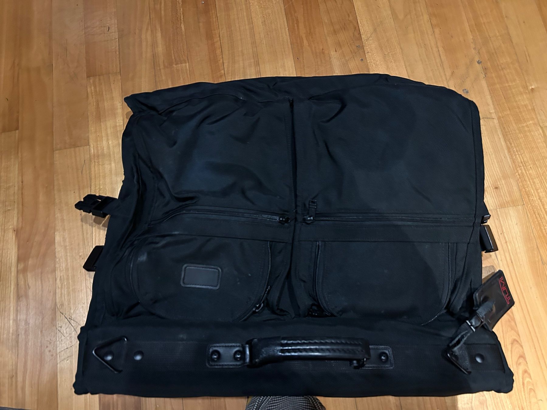 Tumi Valigie: Reisekleidersack/koffer – Usato da Zumikon venduto da Uranus88 4