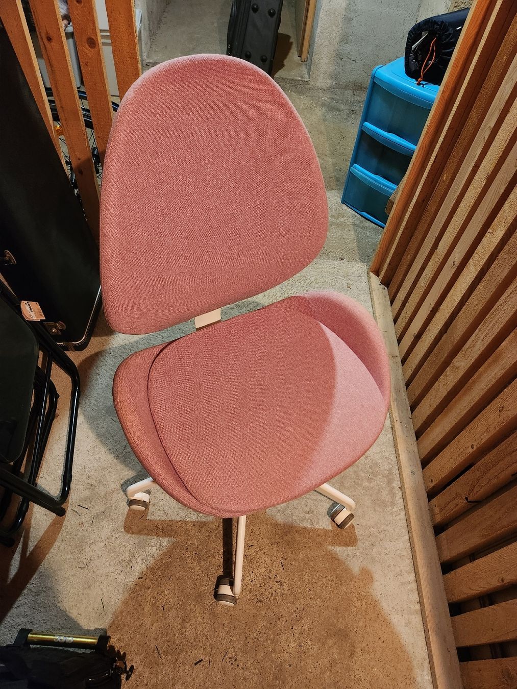 Ikea Tischset: Vends bureau + chaise ikea – Gebraucht aus Morges von yoyocaster 4