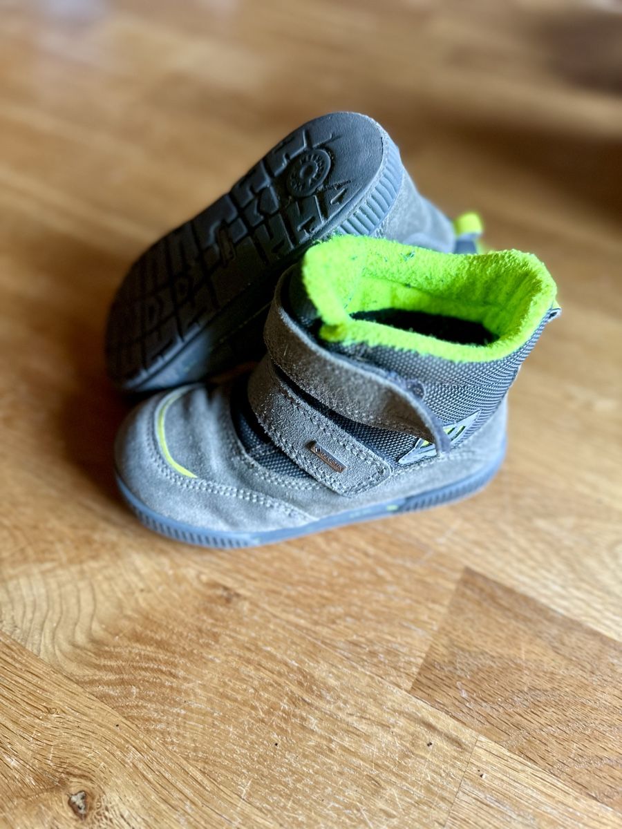 Primigi Chaussures garçon: Warme Herbstschuhe Gr. 26 Primigi Gore-Tex – D'occasion à Winterthur par fcg_q8t5 1