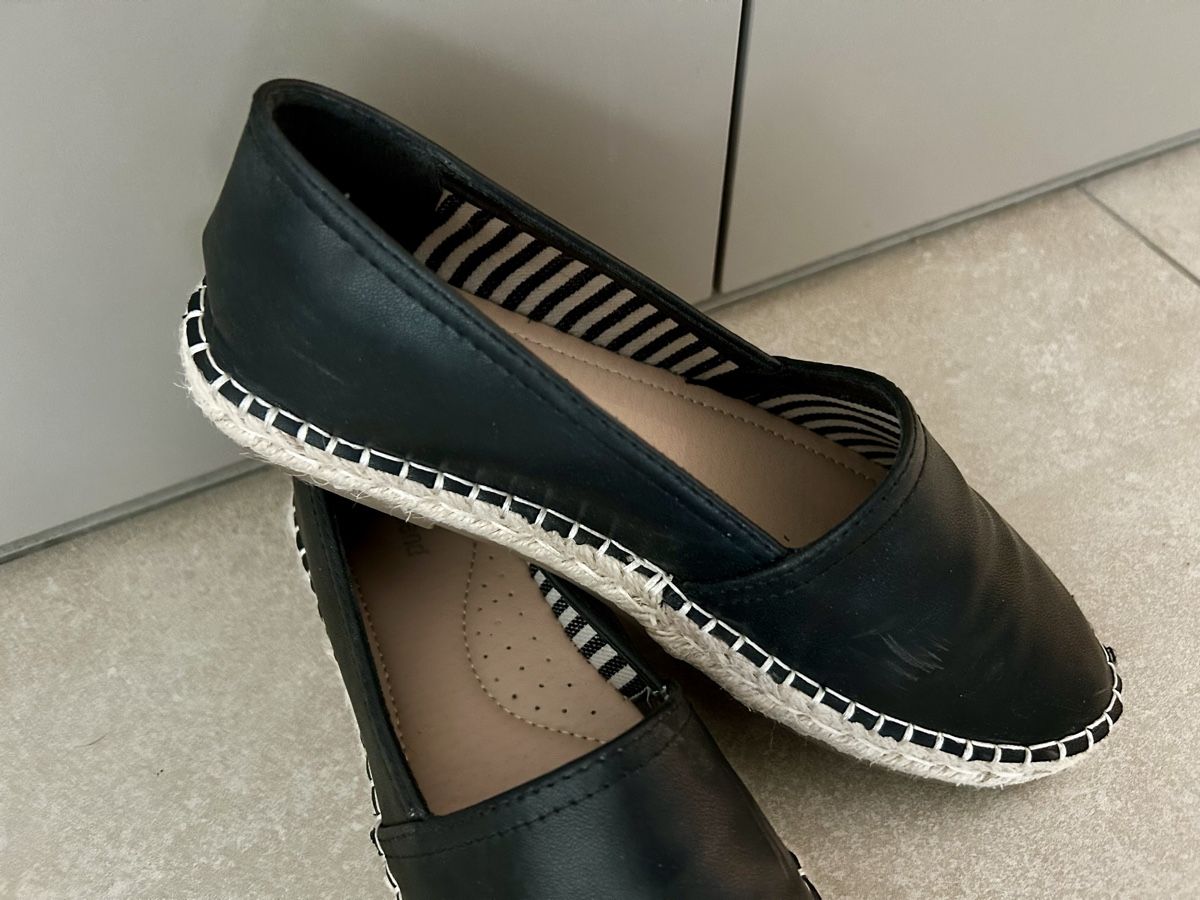 Dosenbach Scarpe da donna: Espadrilles Lederimitat , Gr. 39 – Usato da Oberrüti venduto da Important