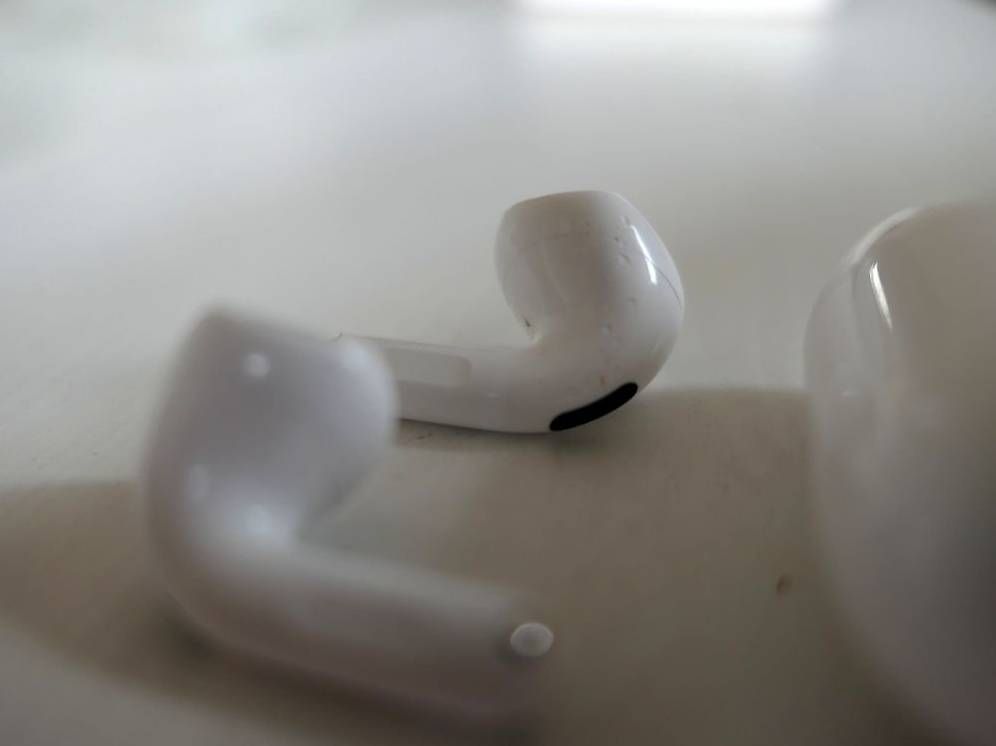 Apple Casques audio: Apple Airpods 4 Bluetooth Kopfhörer, 4. Generation – D'occasion à Wetzikon ZH par mst05 1