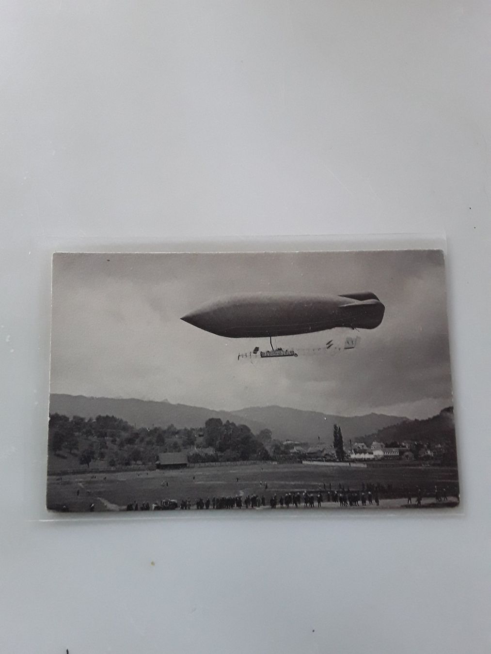 Cartoline postali: Zeppelin über Luzern – Usato da Kriens venduto da Seppikem