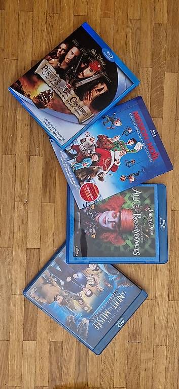 Tutti i DVDs: Lot de 4 Blu-ray – Usato da Aigle venduto da EMM8