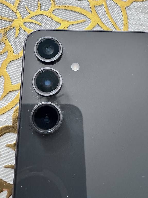Samsung Galaxy S24 FE 128 Go (Gebraucht) in Yverdon-les-Bains für CHF ...