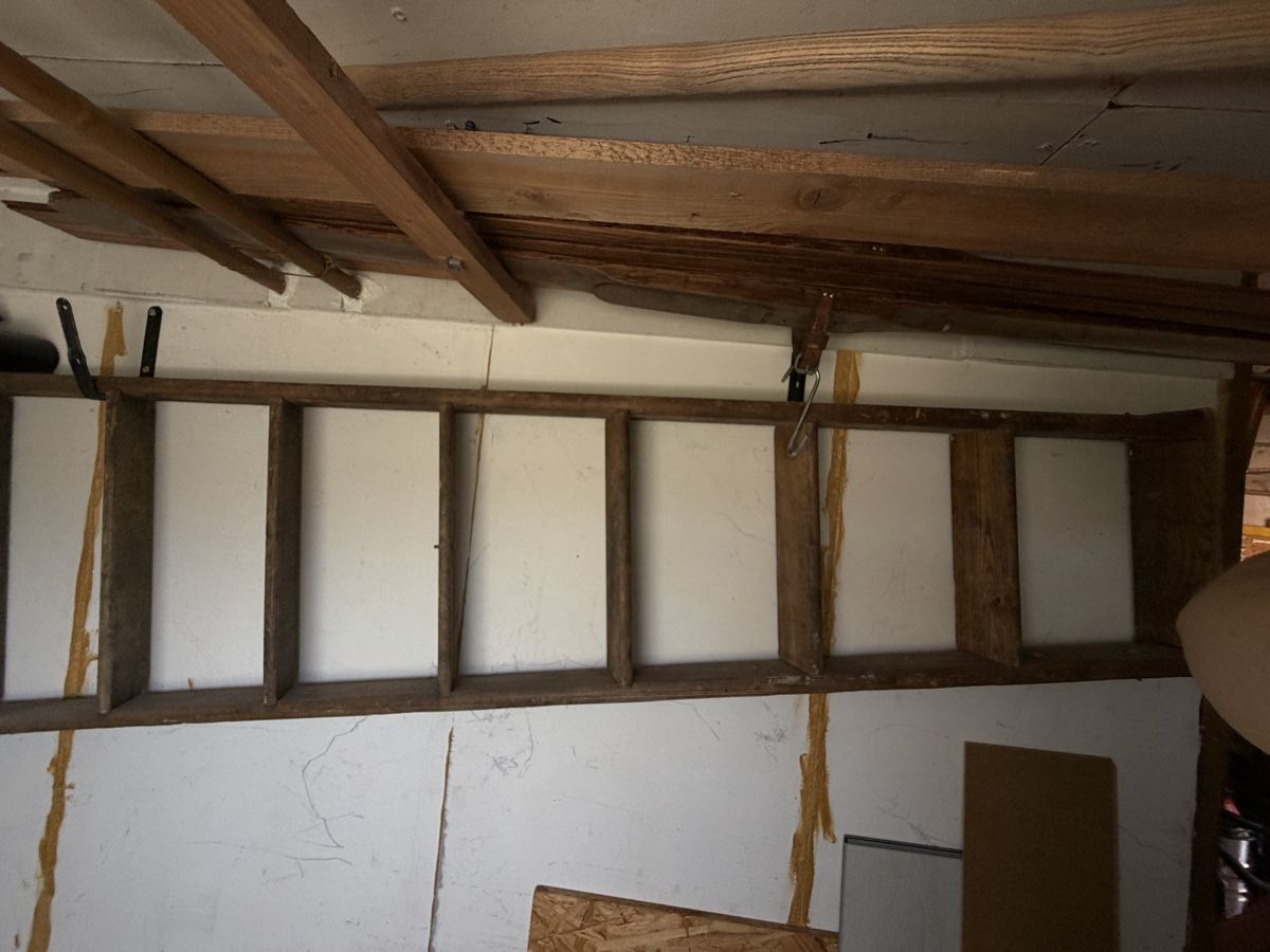 Scale: Alte Holzleiter – Usato da oftringen venduto da stouner1
