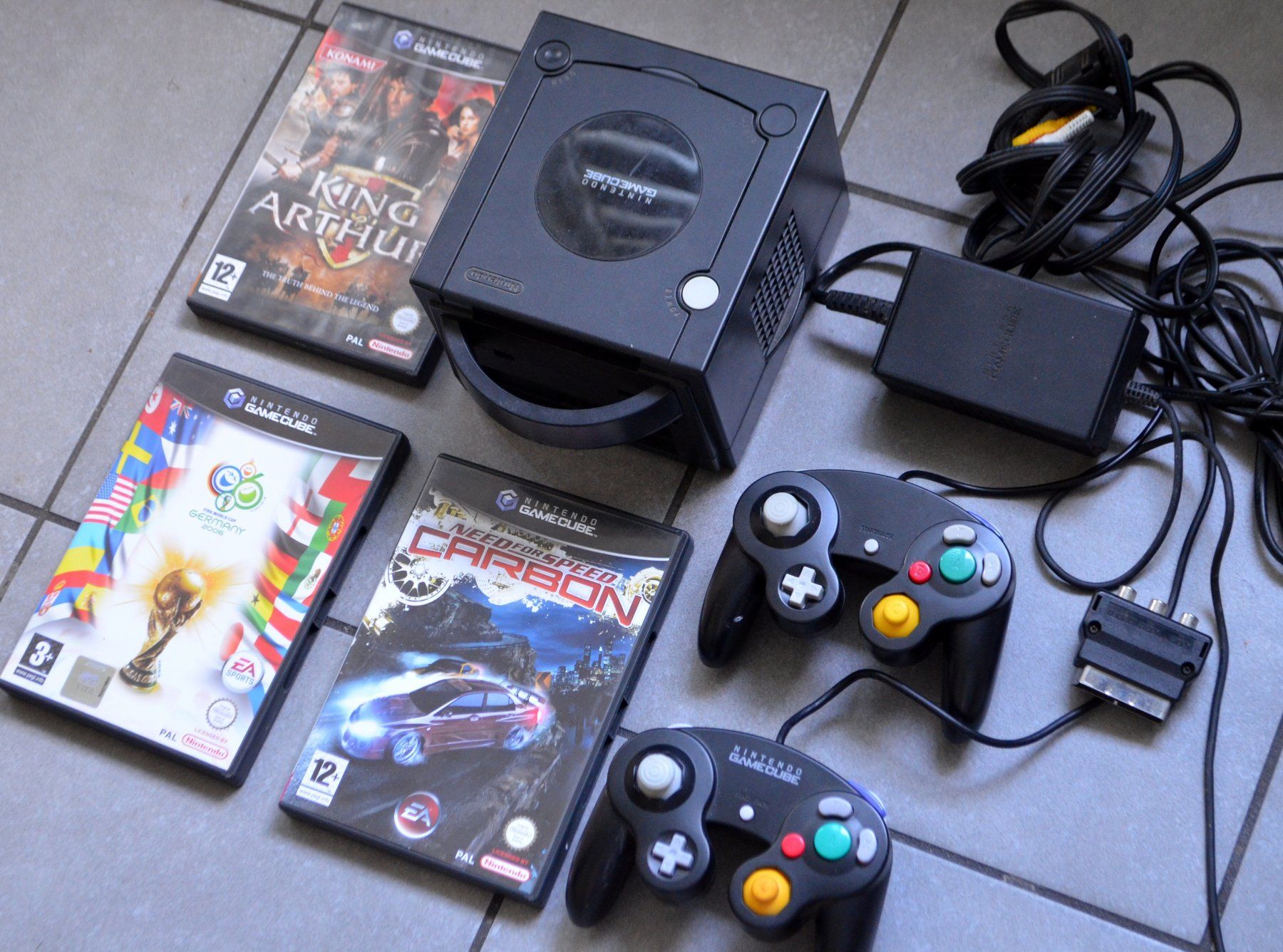 Nintendo Consoles: Nintendo Game Cube GameCube – D'occasion à Collonges par arashee 2