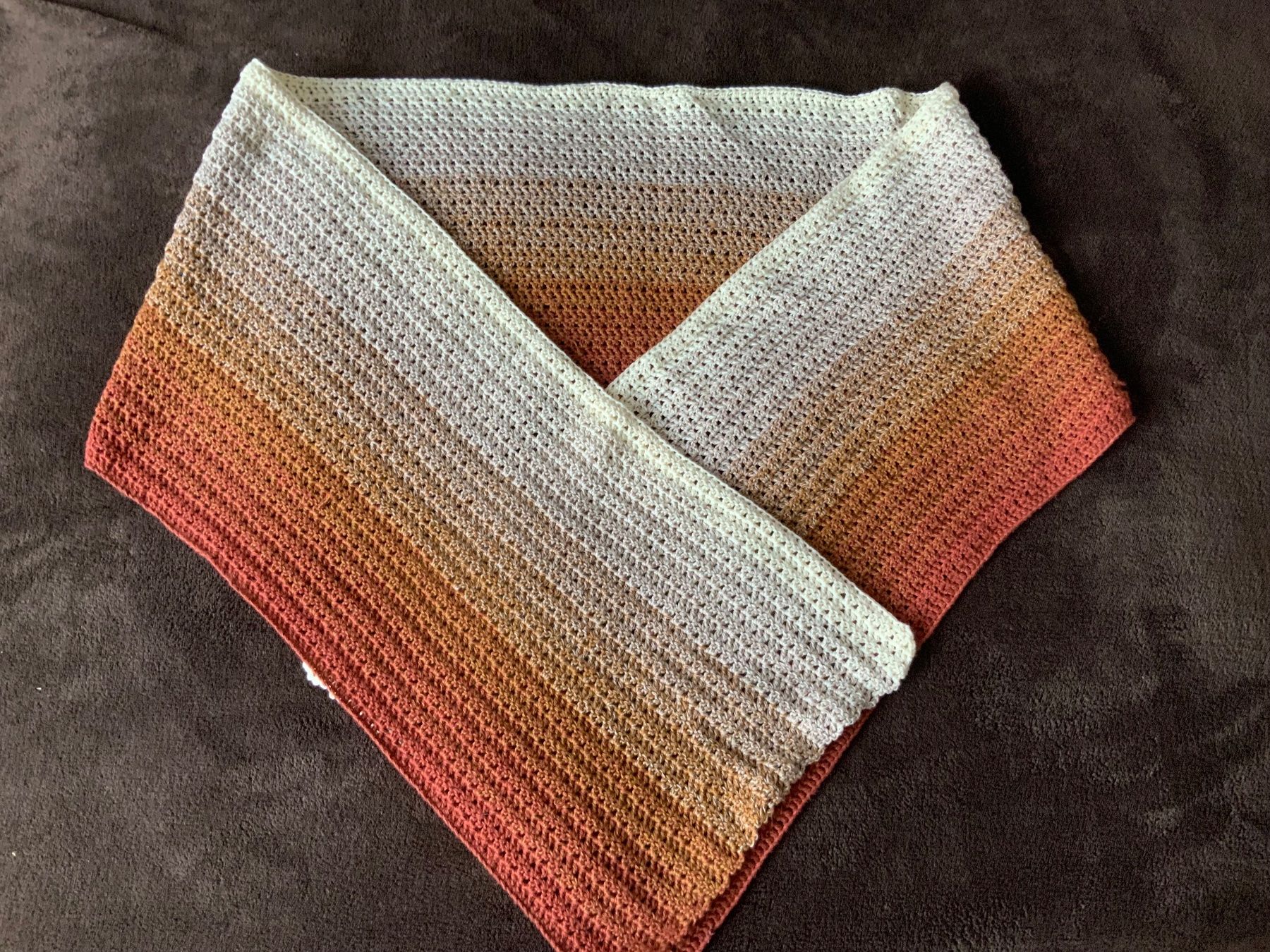 Foulard & Sciarpe: Langer Schal – Nuovo (secondo la descrizione) da Wil SG venduto da Hummelbine