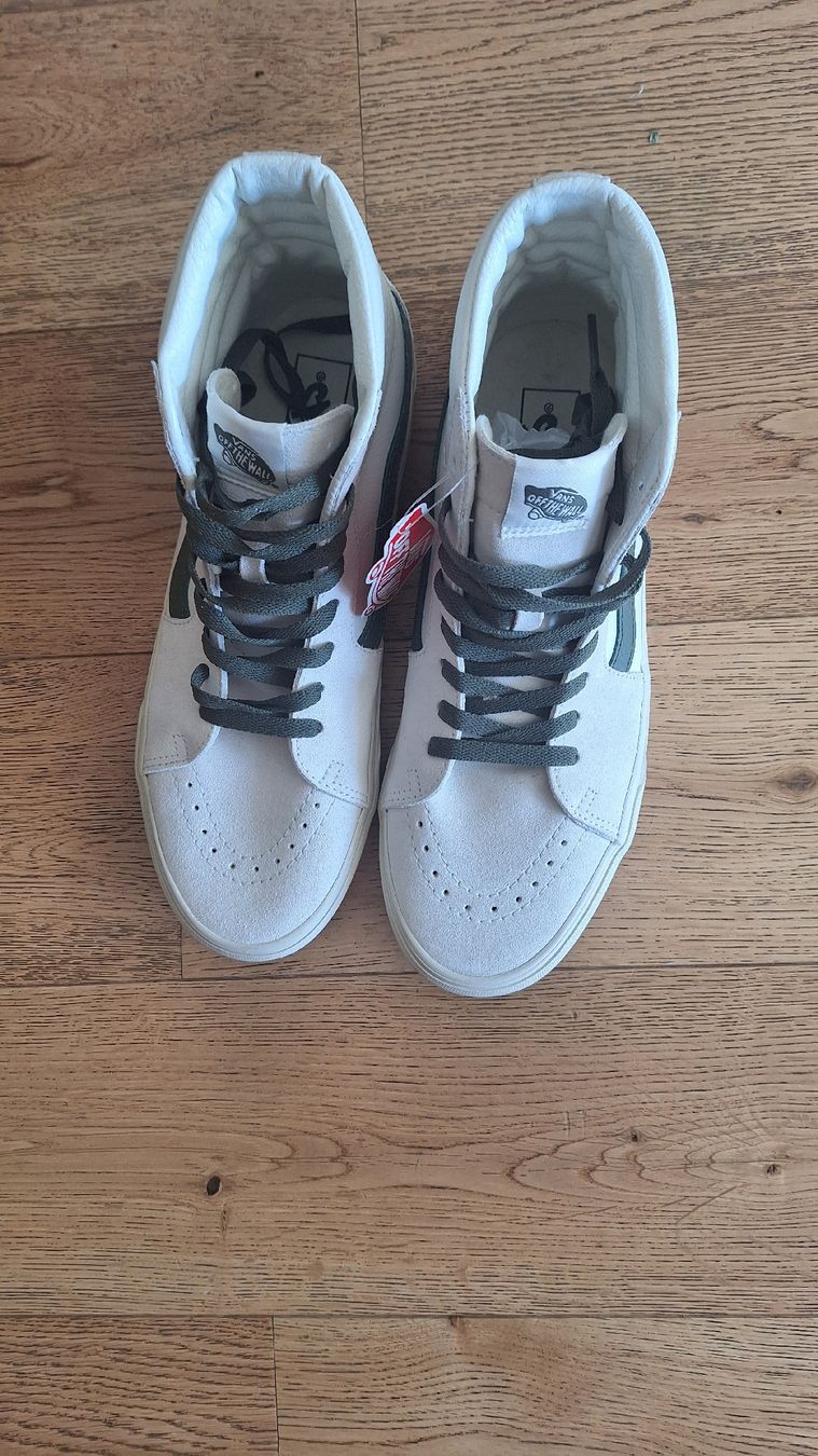 Vans Scarpe da uomo: Baskets Vans Sk8-Hi, Taille 43, neuves! – Nuovo e nell'imballaggio originale da Jussy venduto da drs_sb7q 2