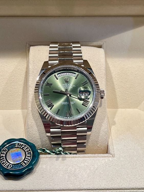 Rolex Orologi: Rolex Ref.228239 Daydate President Olive white gold 18ct B&P – Nuovo (secondo la descrizione) da Lugano venduto da Superstudiolugano