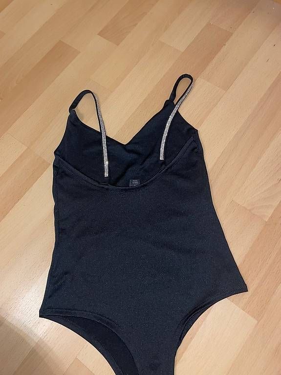 Sonstige Unterwäsche: Schwarzer Body mit Strass Träger XS – Gebraucht aus Thun von tat_wg9t 1