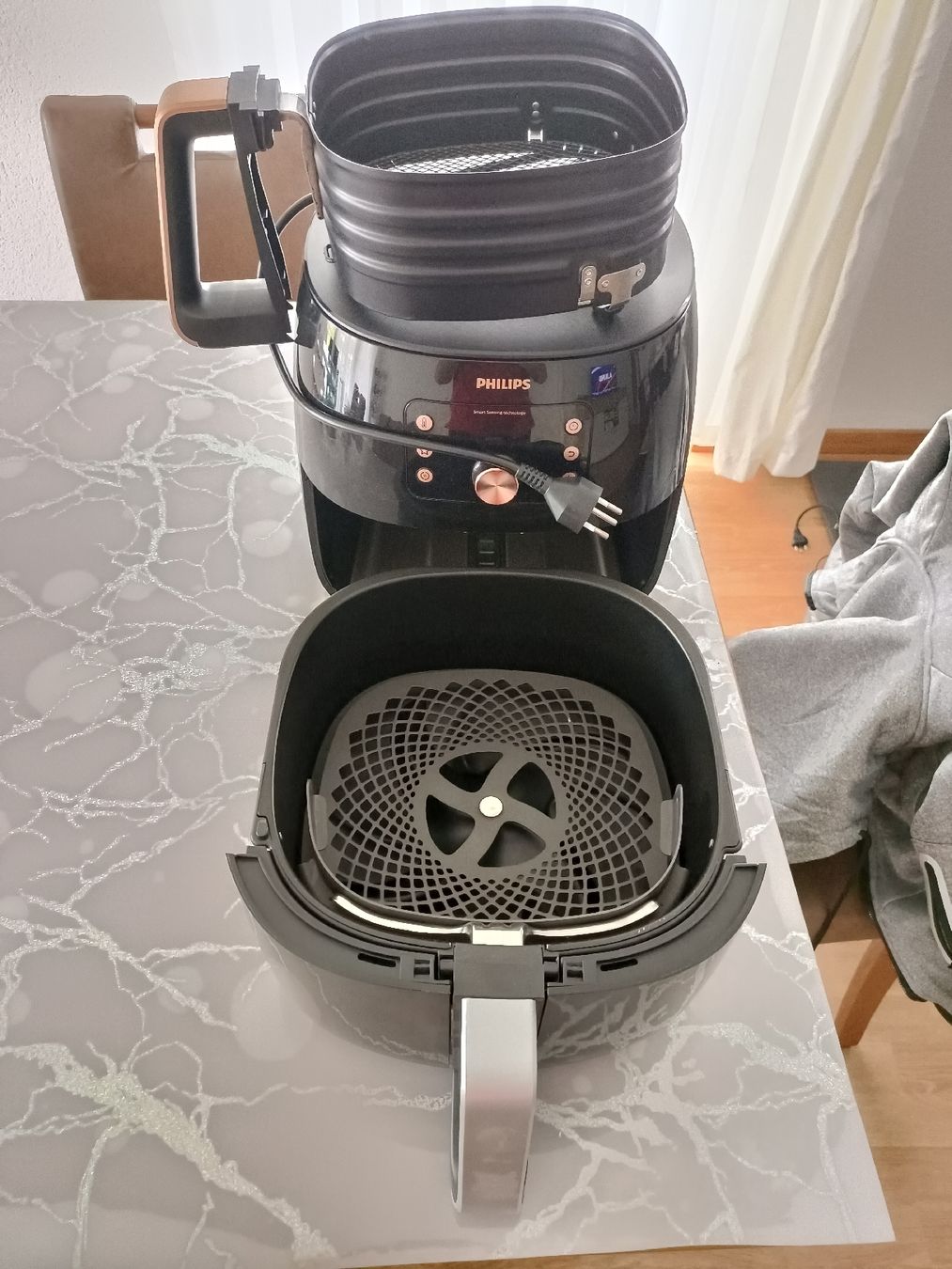 Philips Elettrodomestici da cucina: Philips Airfryer XXL 7.3l Heissluftfritteuse – Usato da Neuheim venduto da mahoni02 3