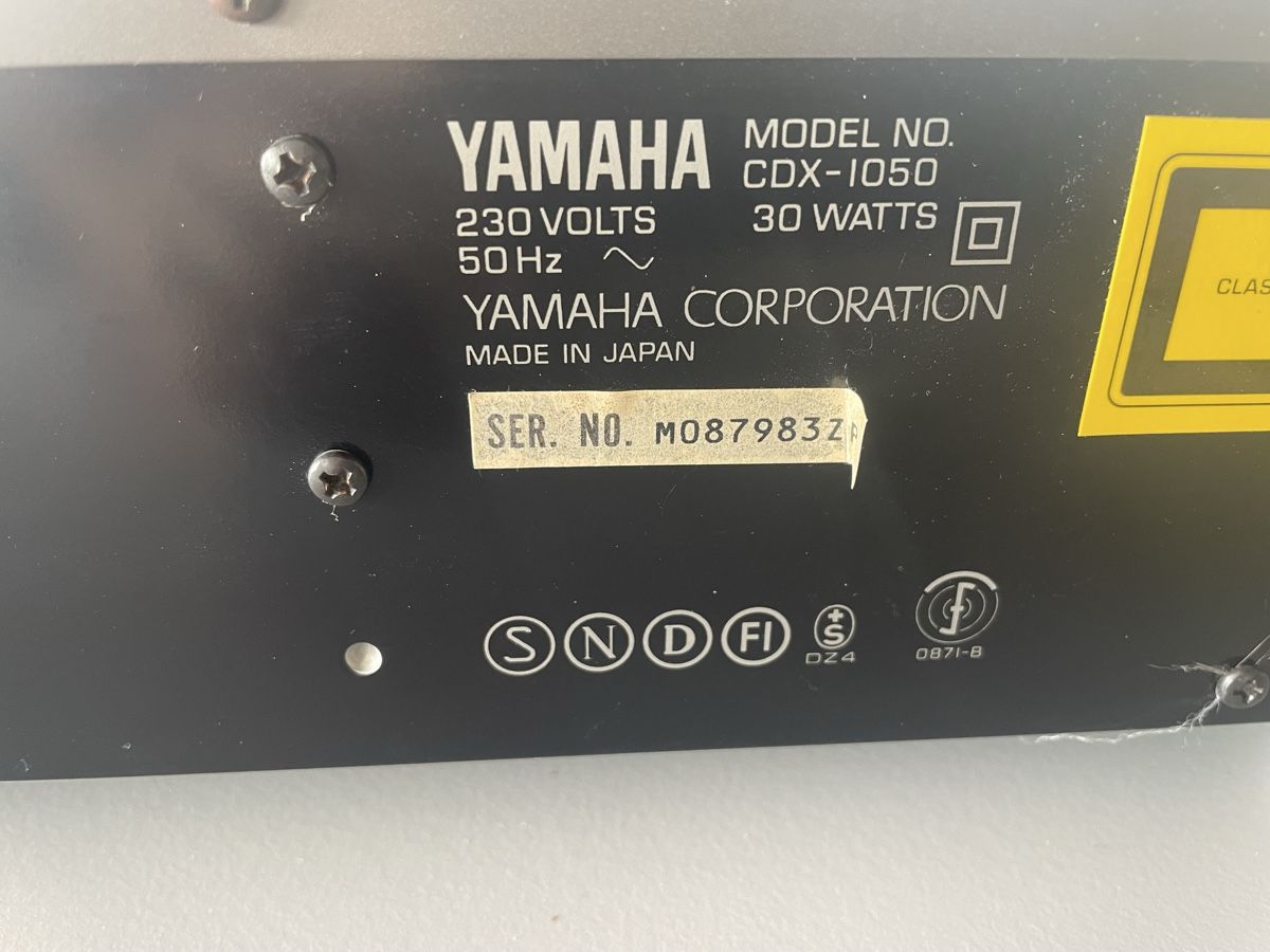Yamaha Receiver: YAMAHA RX-496 RDS, Stereo-Receiver  – Gebraucht aus Zürich von haeschesnonid 8