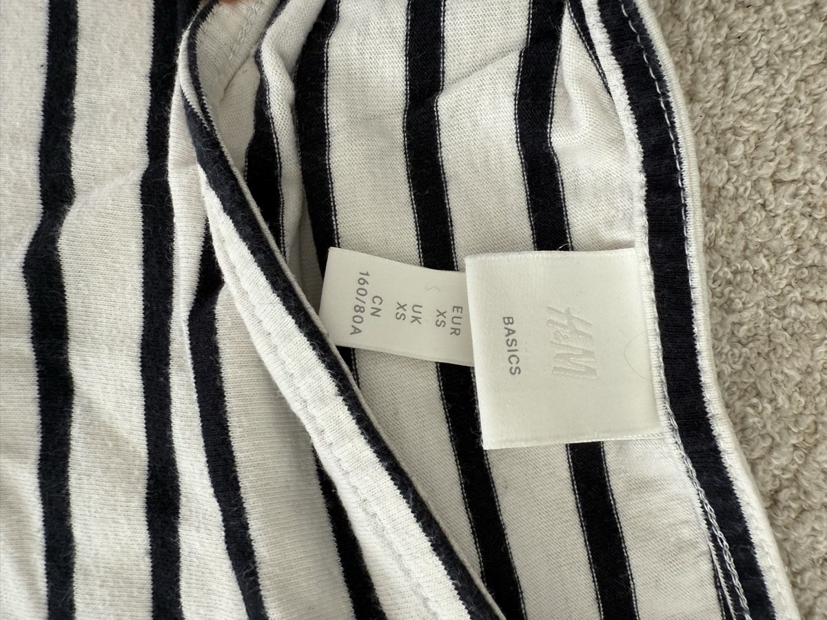 H&M T-shirt: Langarmshirt H&M gestreift – Usato da Gebenstorf venduto da sdent 1